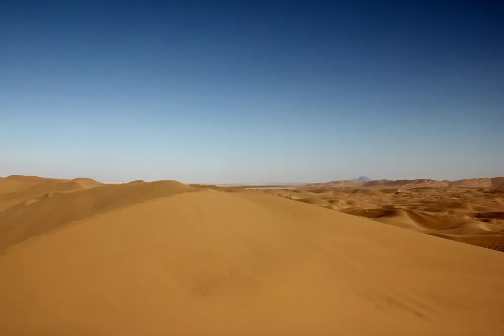 طبیعت کویر مرنجاب